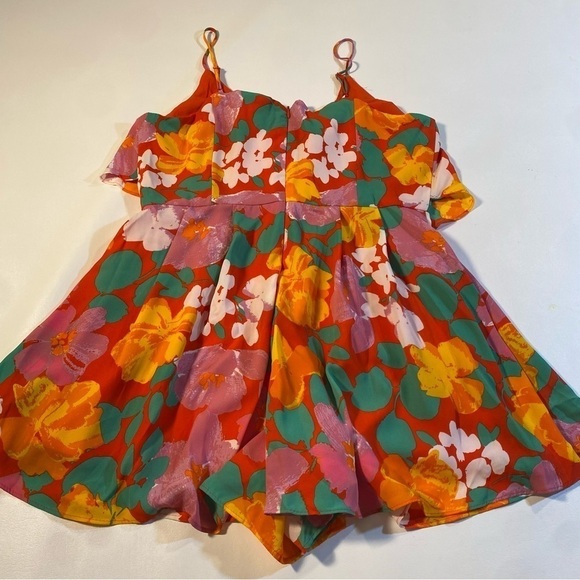 Sugarlips Floral Multicolor Romper - Picture 4 of 10